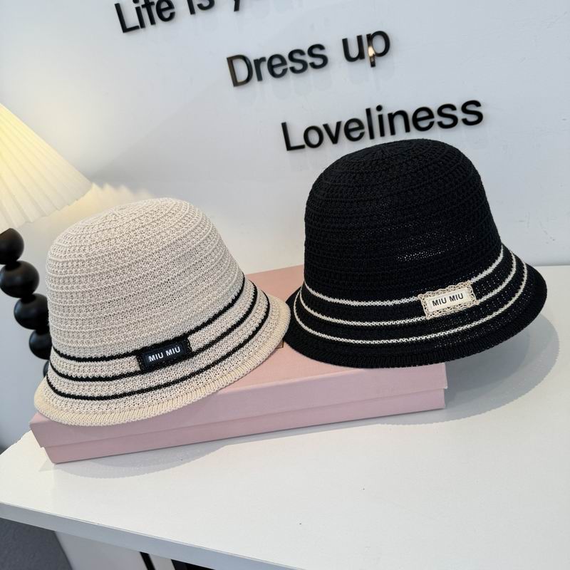 Miumiu hat 082906